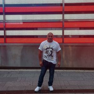 Meet your Posher, Leonel